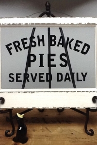 pie bar sign